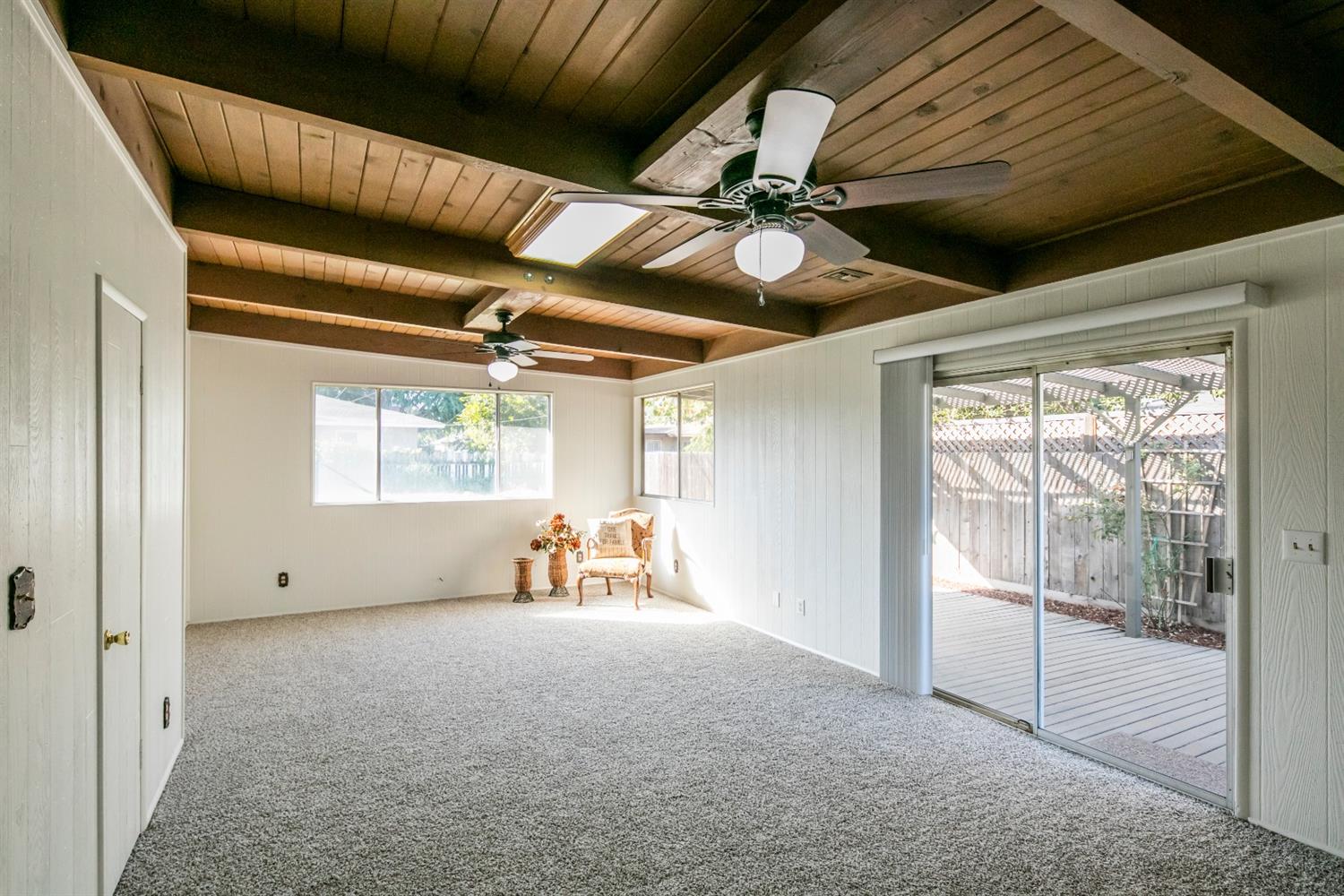 2916 East Richert Avenue Fresno, CA 93726 - Photo 17 of 39