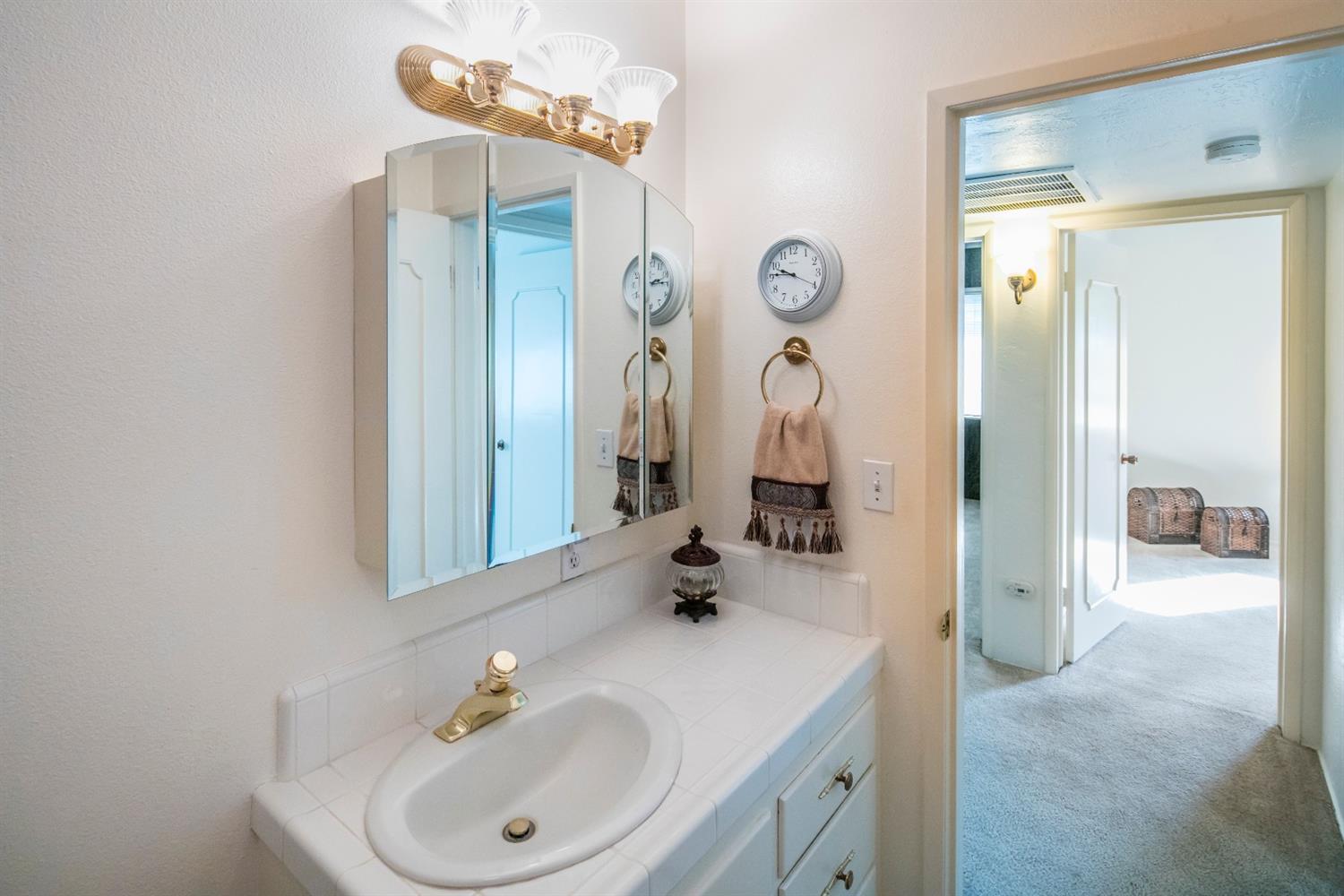 2916 East Richert Avenue Fresno, CA 93726 - Photo 29 of 39