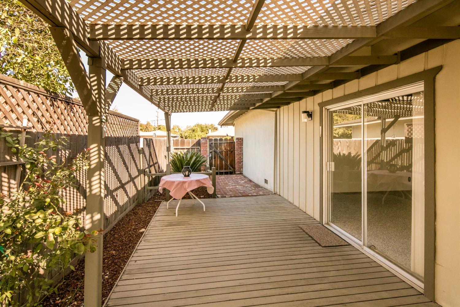 2916 East Richert Avenue Fresno, CA 93726 - Photo 32 of 39