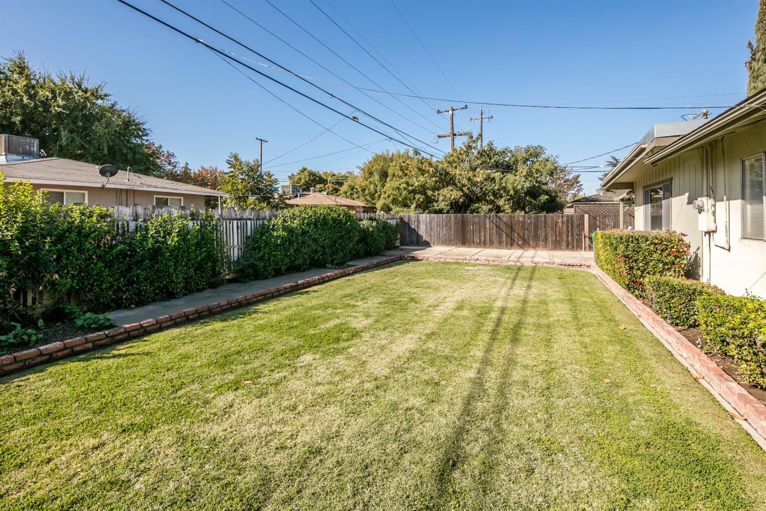 2916 East Richert Avenue Fresno, CA 93726 - Photo 36 of 39