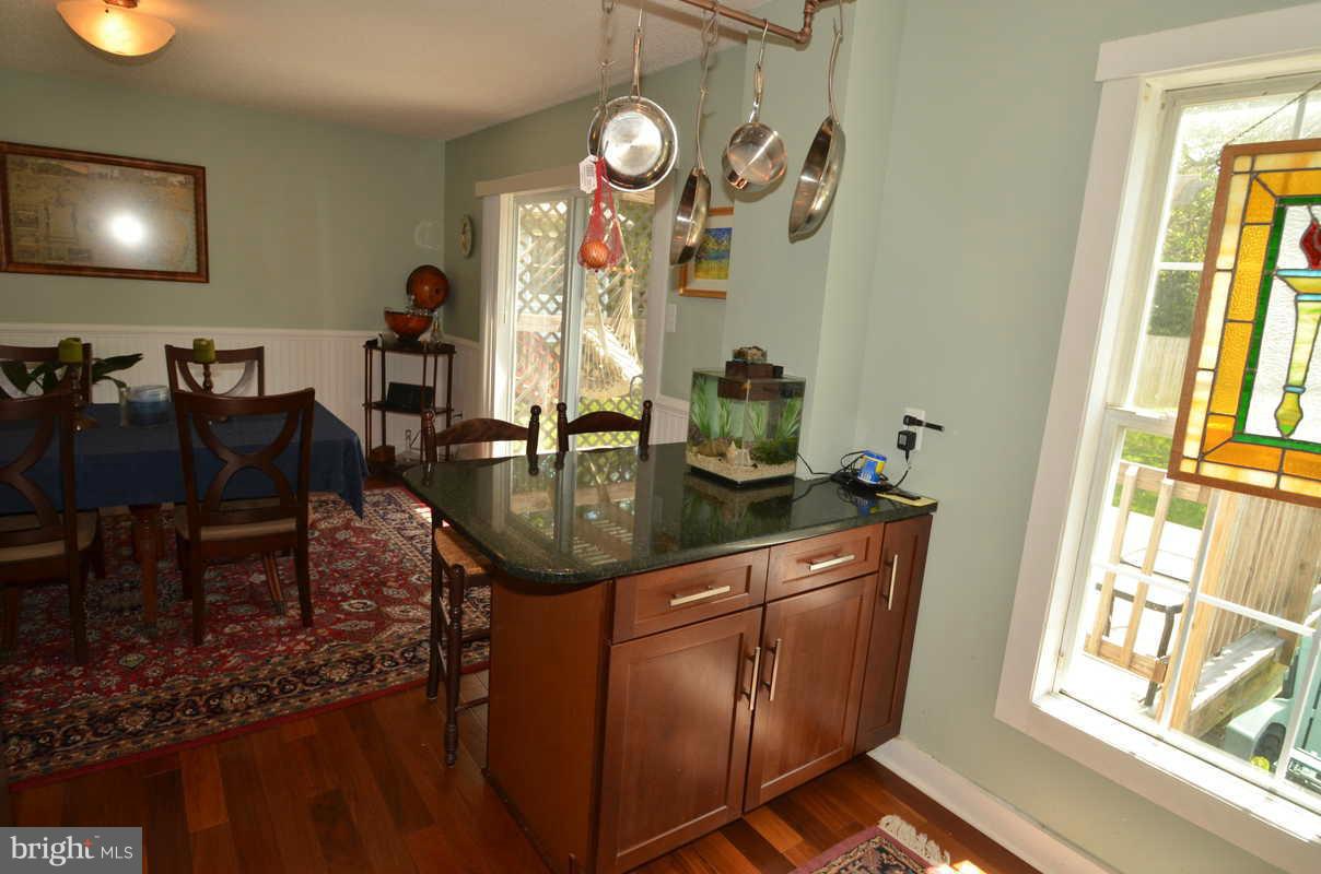 61 Spa Road Annapolis, MD 21401 - Photo 3 of 11 Kitchen