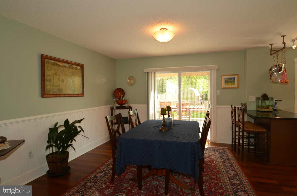 61 Spa Road Annapolis, MD 21401 - Photo 4 of 11 Dining Room