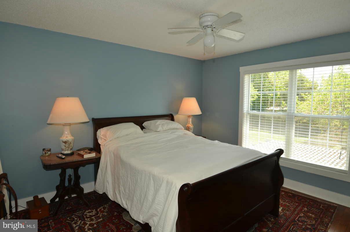 61 Spa Road Annapolis, MD 21401 - Photo 7 of 11 Bedroom