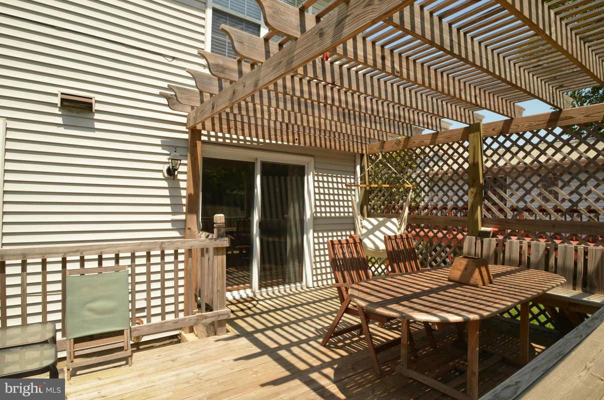 61 Spa Road Annapolis, MD 21401 - Photo 9 of 11 Exterior (Rear)