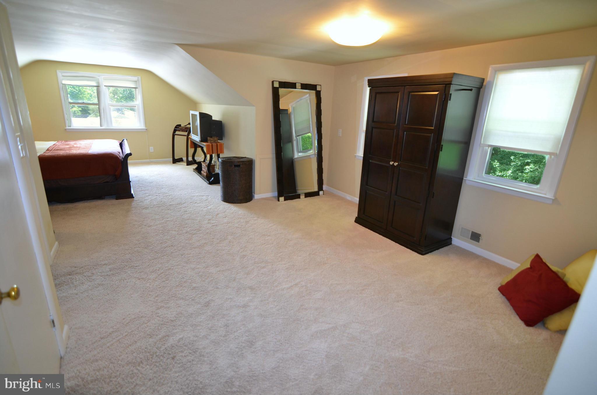4106 Buckingham Road Pikesville, MD 21207 - Photo 16 of 30 Bedroom (Master)