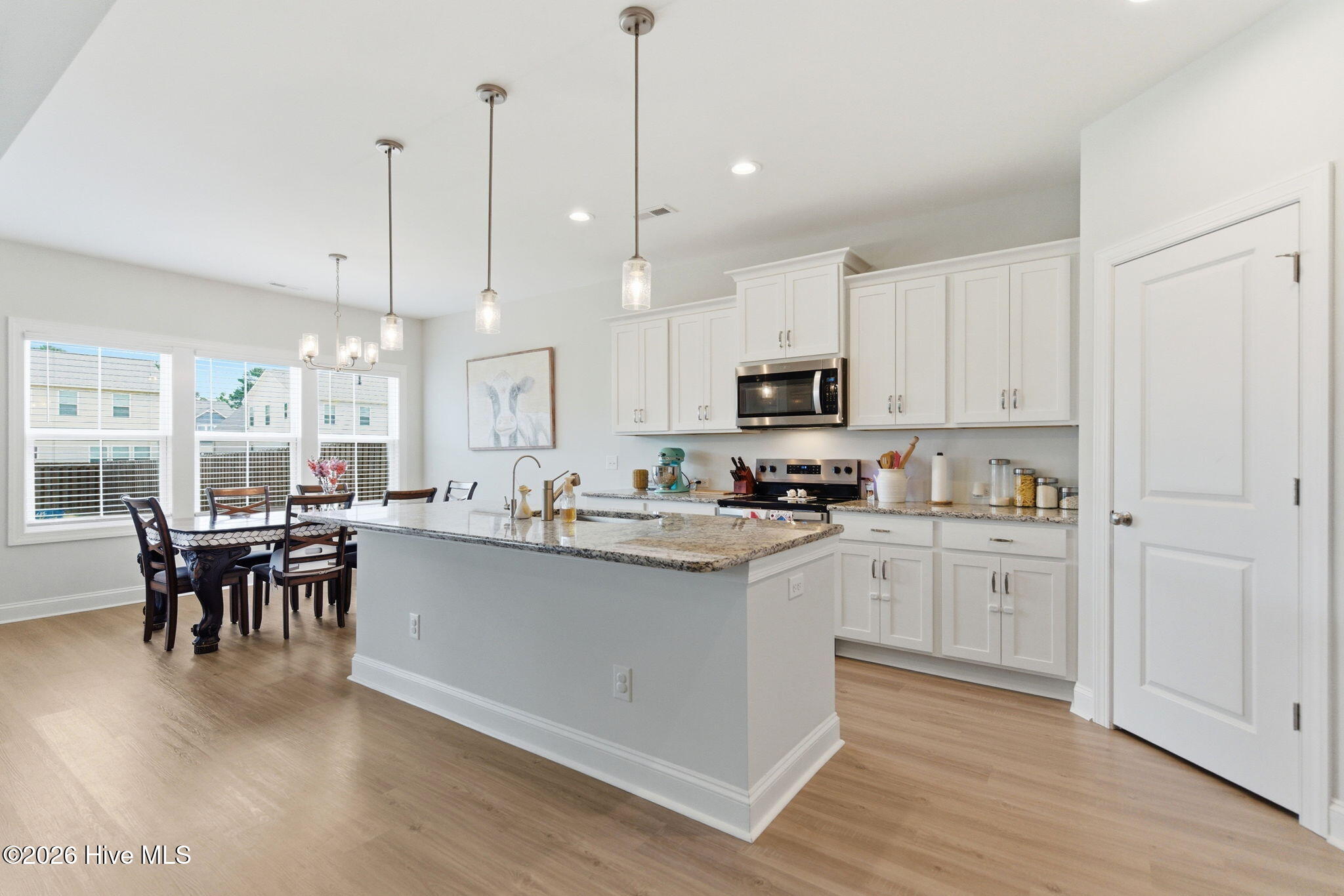 305 West Weatherbee Way Hampstead, NC 28443 - Photo 12 of 53 34-web-or-mls-dsc00314