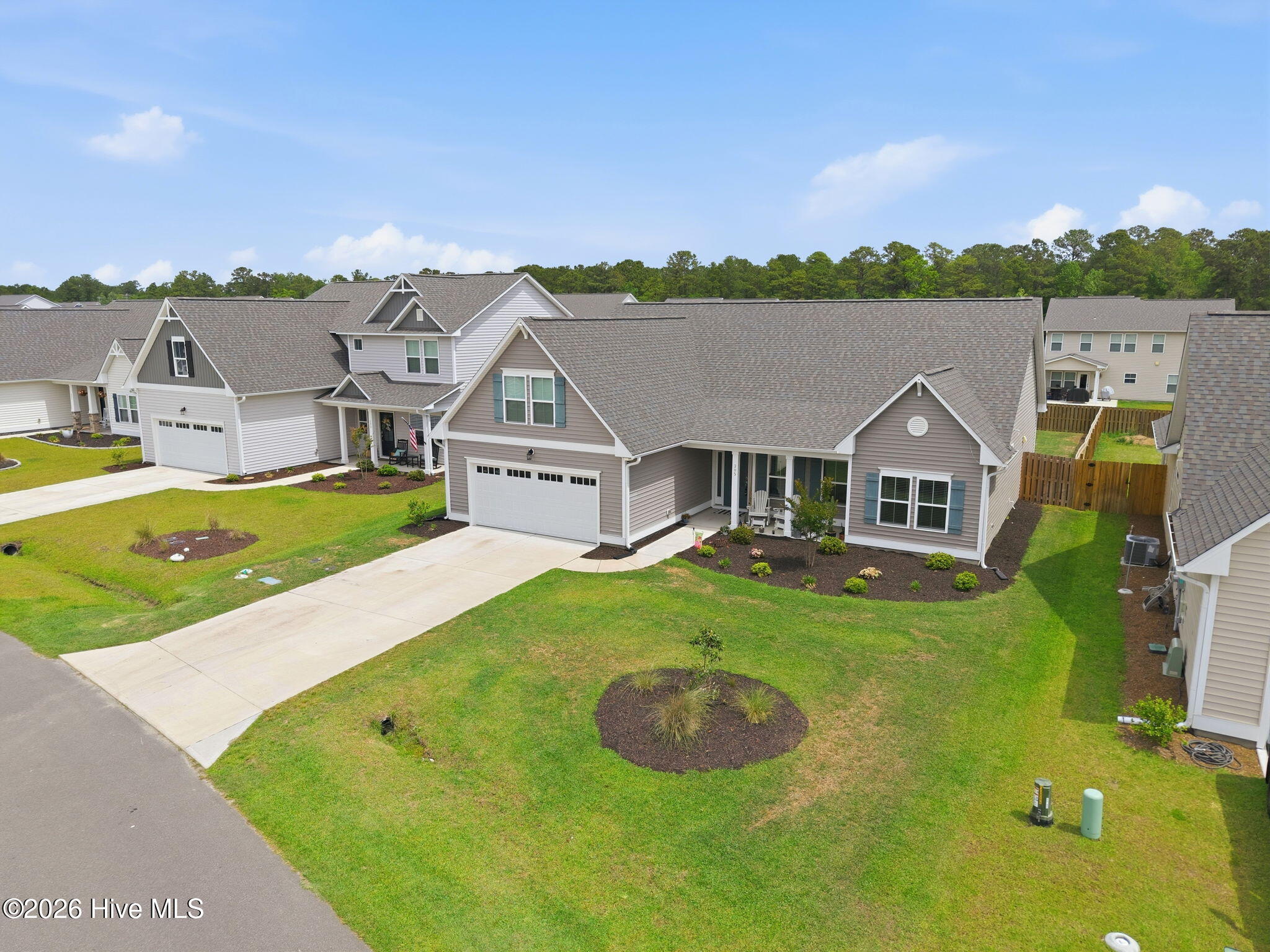 305 West Weatherbee Way Hampstead, NC 28443 - Photo 44 of 53 4-web-or-mls-dji_20260428121518_0594_d