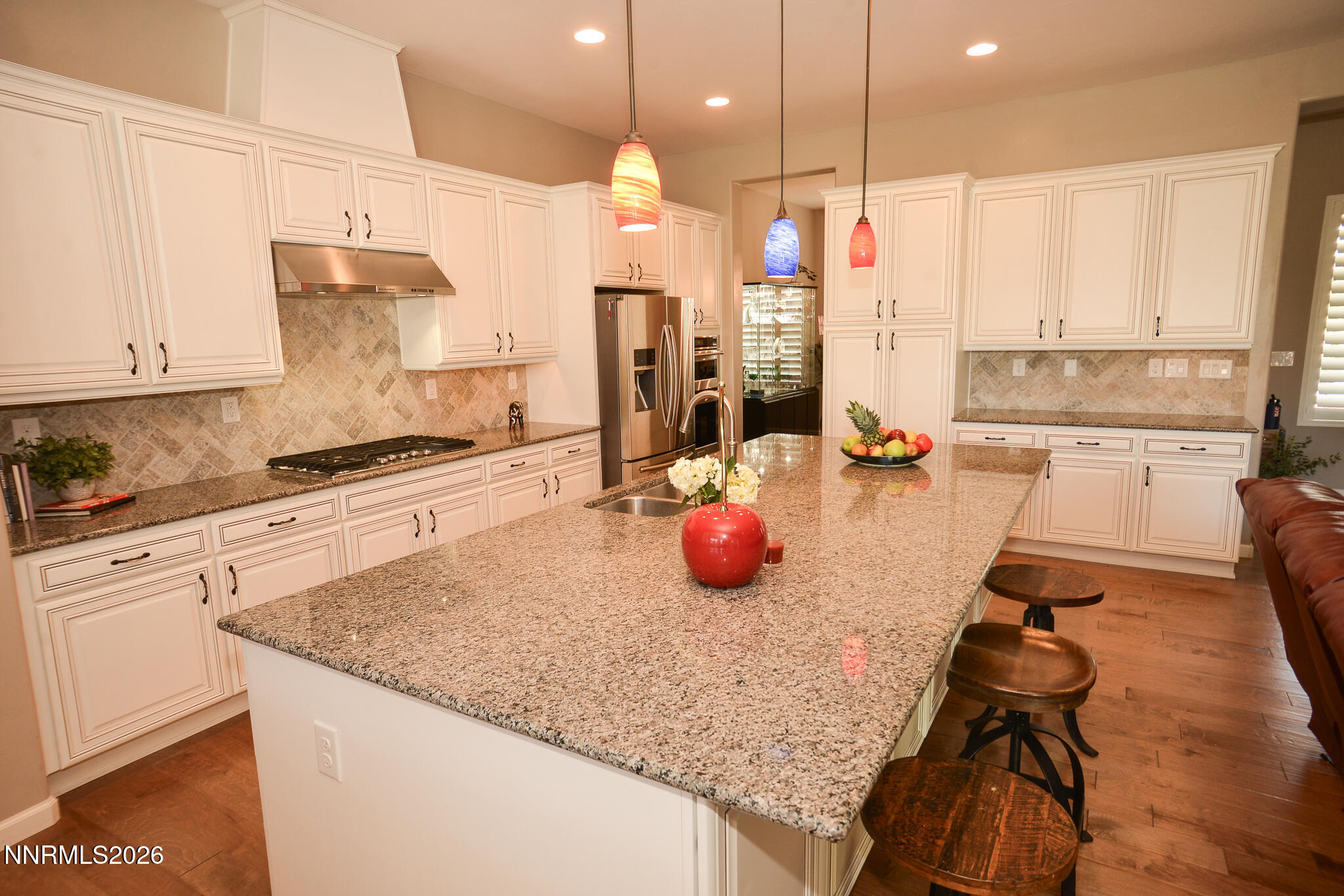 2300 Maximus Lane Reno, NV 89521 - Photo 6 of 44 Kitchen right
