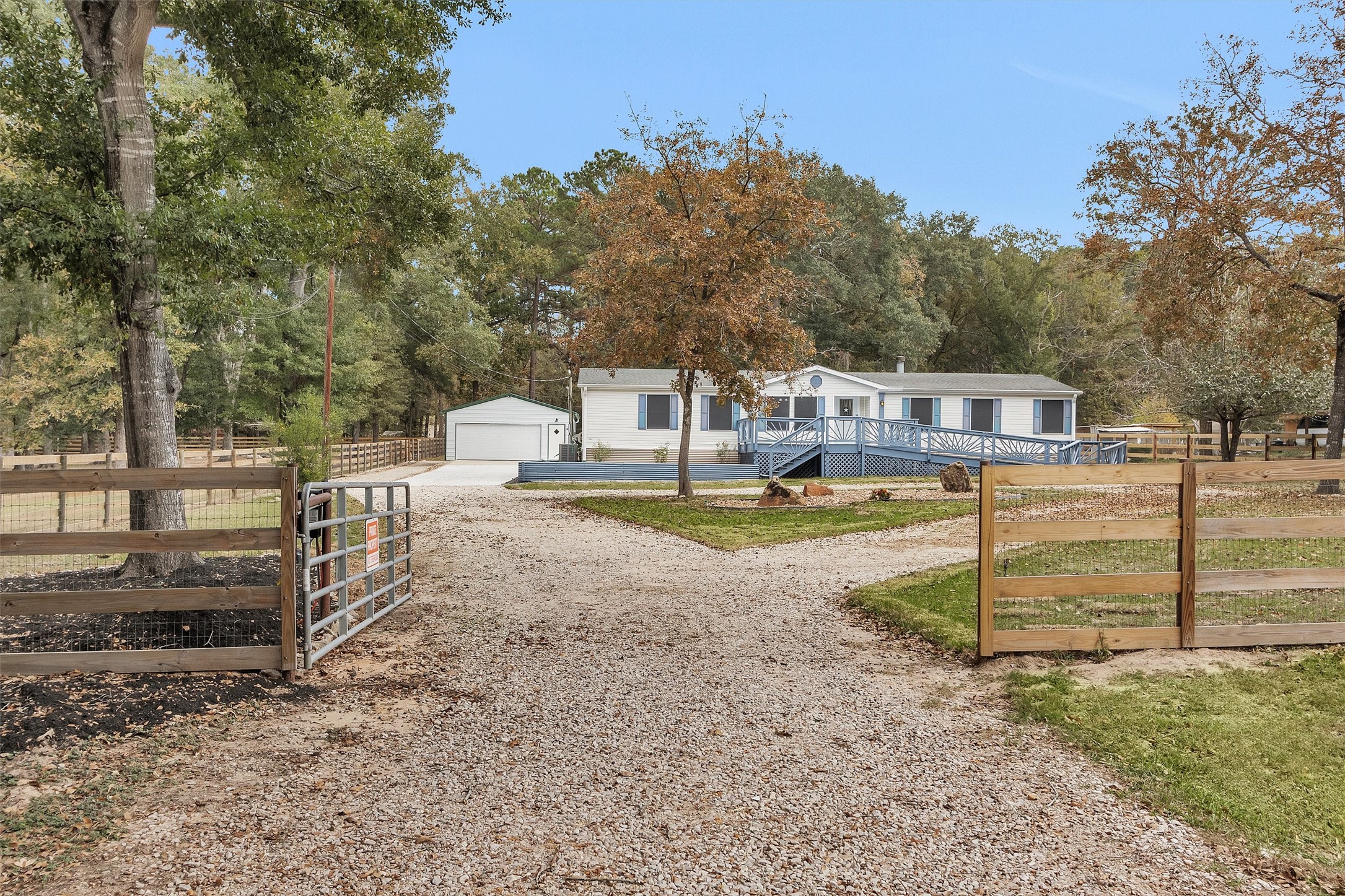 4621 Price Road Montgomery, TX 77316 - Photo 7 of 49 Fully fenced w/ electric gate access