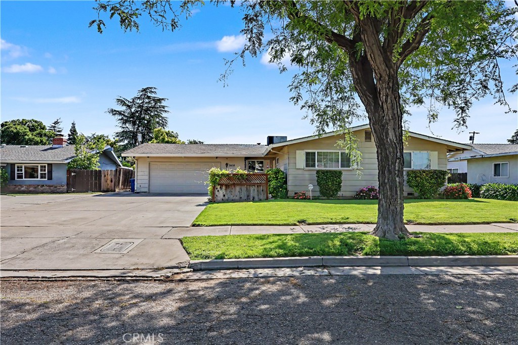 3058 El Capitan Avenue Merced, CA 95340 - Photo 1 of 56