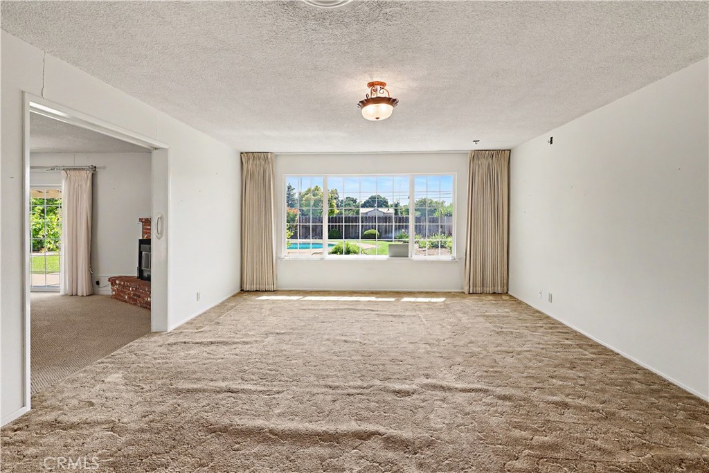 3058 El Capitan Avenue Merced, CA 95340 - Photo 6 of 56