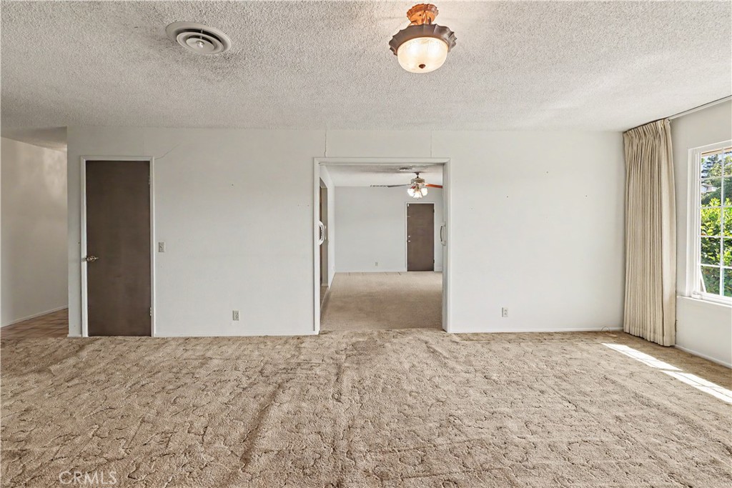3058 El Capitan Avenue Merced, CA 95340 - Photo 7 of 56