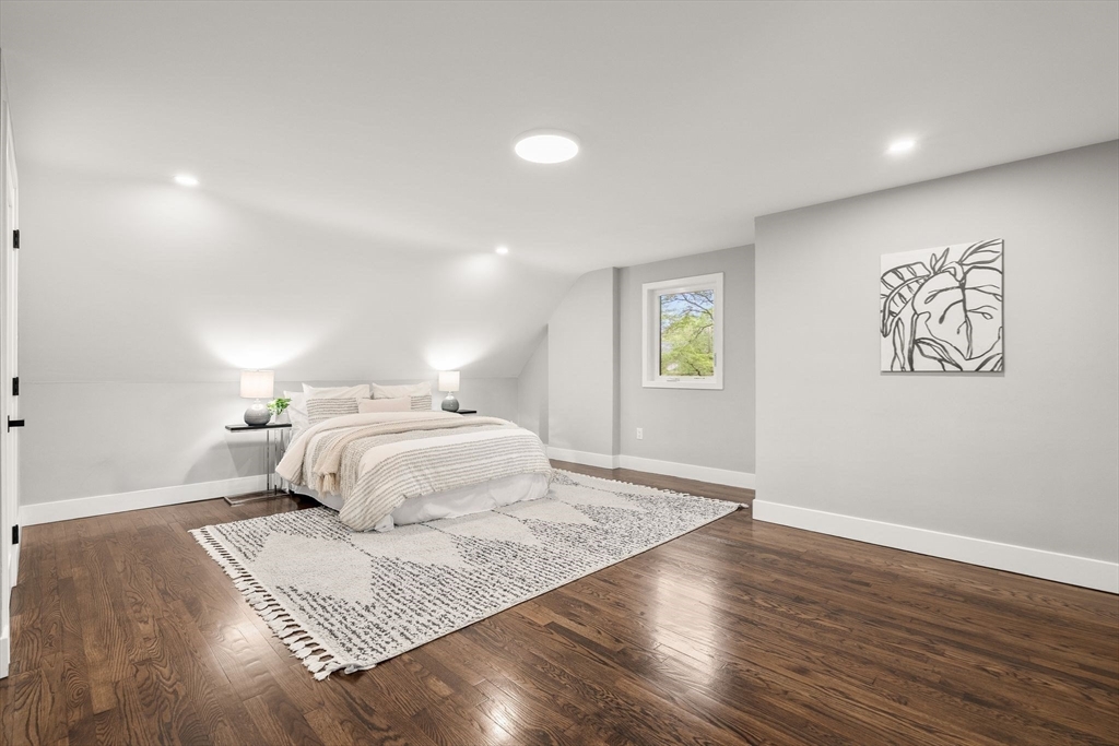 323 Ridge Street Arlington, MA 02474 - Photo 24 of 38 Gallery Image 24