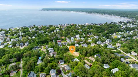 $725,000 | 28 Prospect Street, York, ME 03909