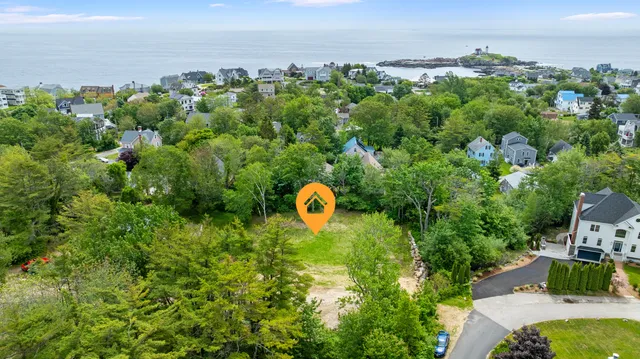$725,000 | 28 Prospect Street, York, ME 03909