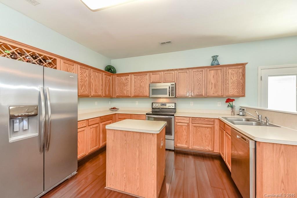10929 Slalom Hill Road Charlotte, NC 28278 - Photo 12 of 24