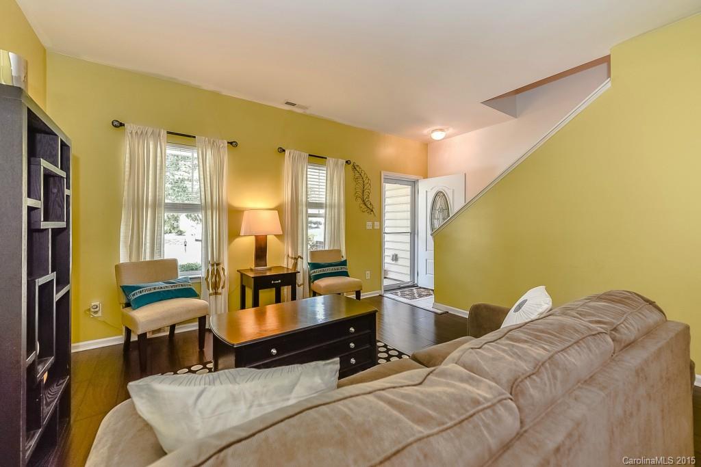 10929 Slalom Hill Road Charlotte, NC 28278 - Photo 4 of 24