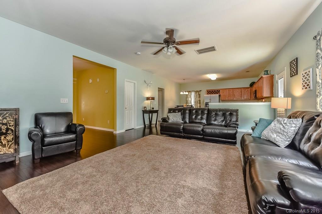 10929 Slalom Hill Road Charlotte, NC 28278 - Photo 8 of 24