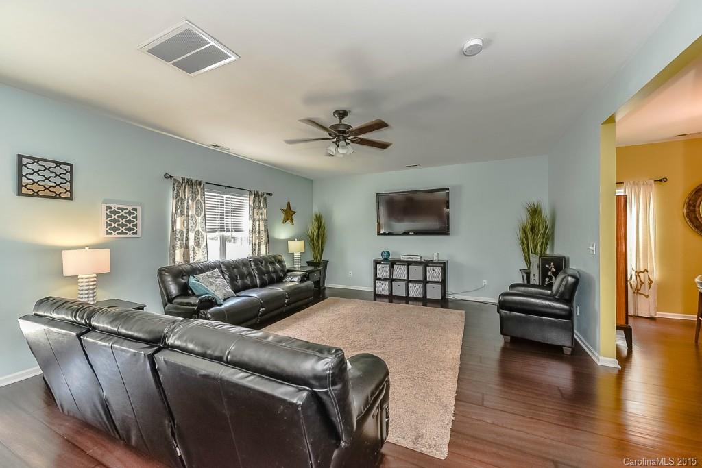 10929 Slalom Hill Road Charlotte, NC 28278 - Photo 9 of 24