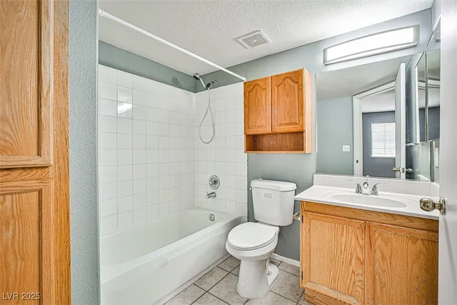 $1,390 | 8410 Eldora Avenue, Unit 1001, Las Vegas, NV 89117