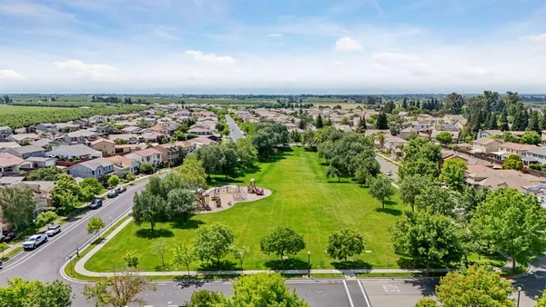 $775,000 | 574 Mustang Drive, Oakdale, CA 95361
