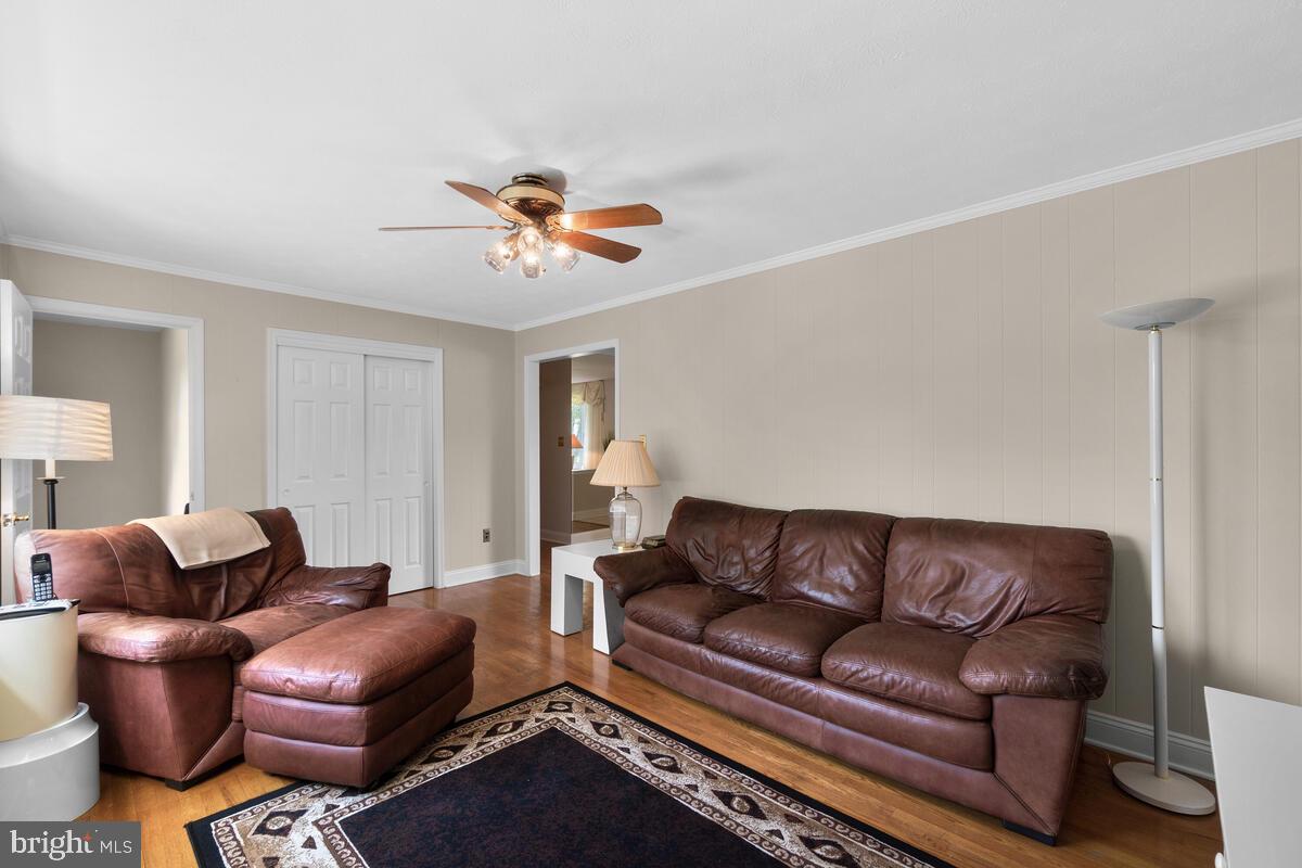 3324 Llewellyn Field Road Olney, MD 20832 - Photo 12 of 45 Gallery Image 12