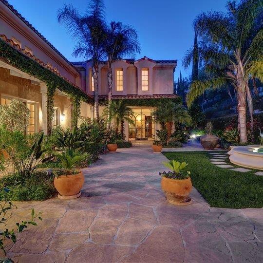 3756 Foothill (private Lane) Road Santa Barbara, CA 93110 - Photo 37 of 56 Private Entry Courtyard