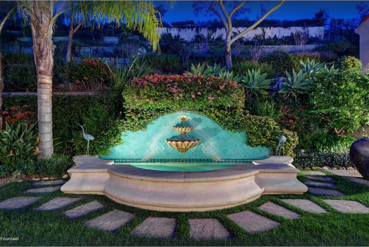 3756 Foothill (private Lane) Road Santa Barbara, CA 93110 - Photo 5 of 56 Water Features Villa