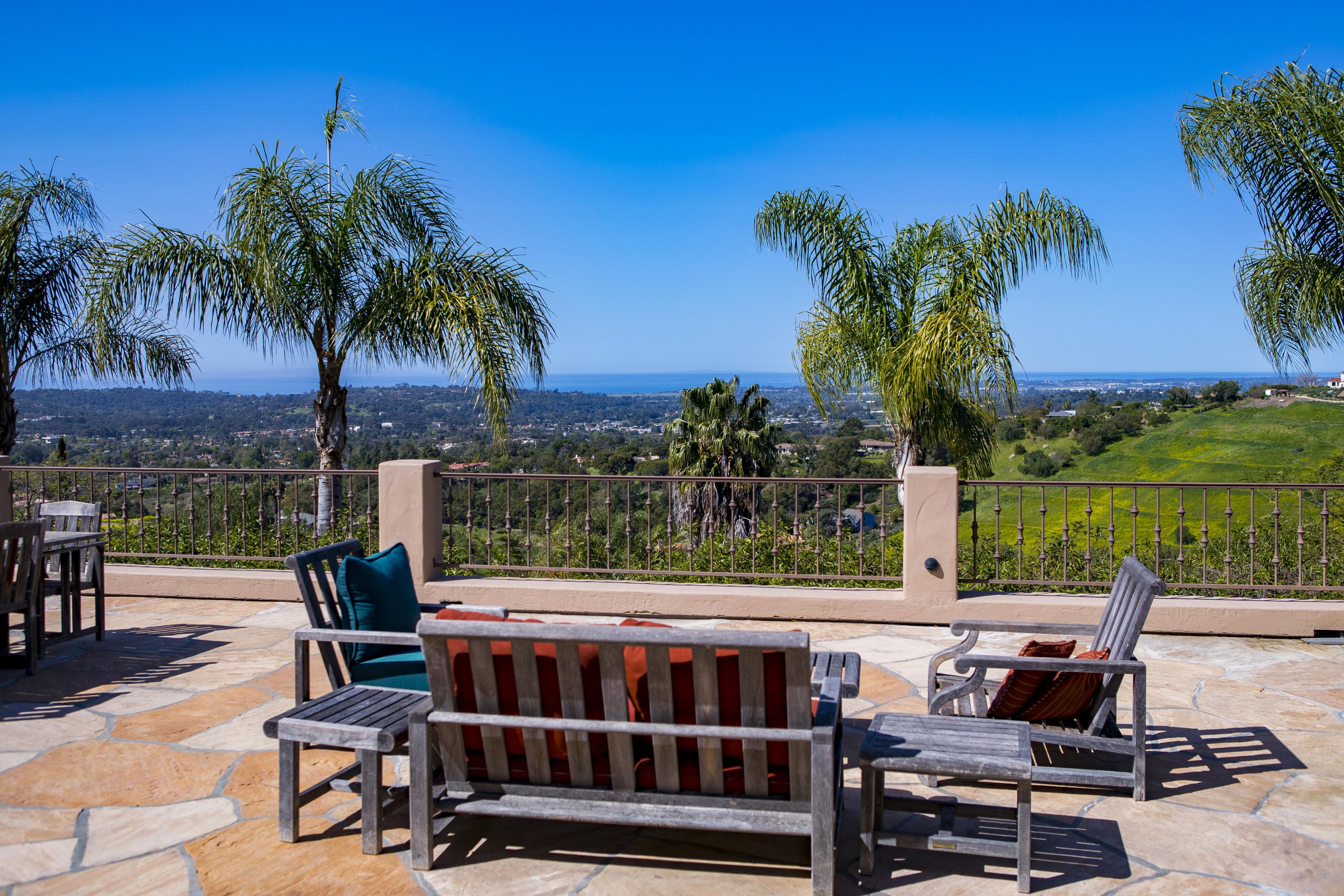 3756 Foothill (private Lane) Road Santa Barbara, CA 93110 - Photo 6 of 56 Panoramic Ocean View Entertaining