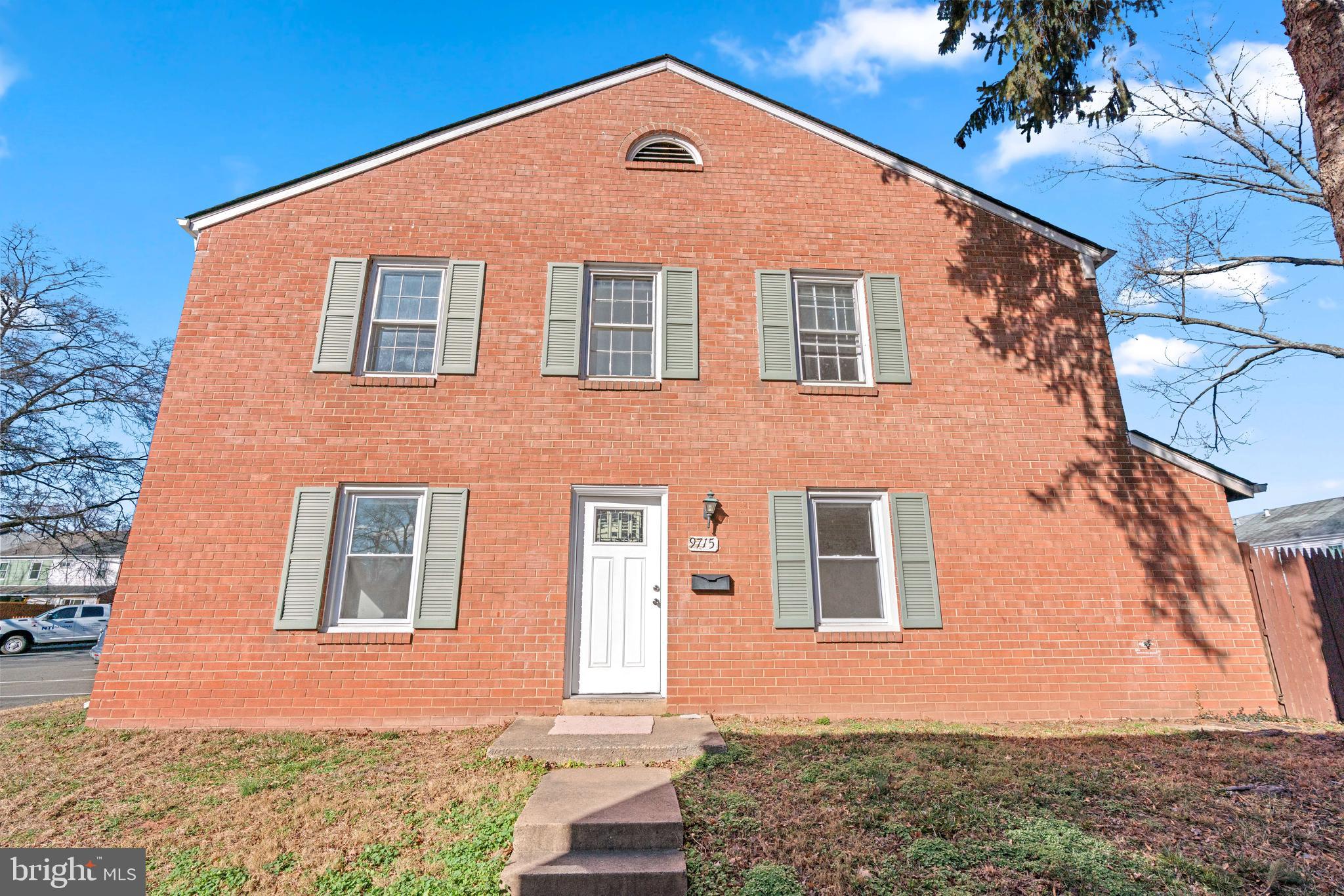 9715 Pickett Lane Manassas, VA 20110 - Photo 1 of 19