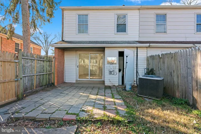 $349,900 | 9715 Pickett Lane, Manassas, VA 20110