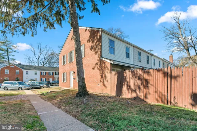 $349,900 | 9715 Pickett Lane, Manassas, VA 20110