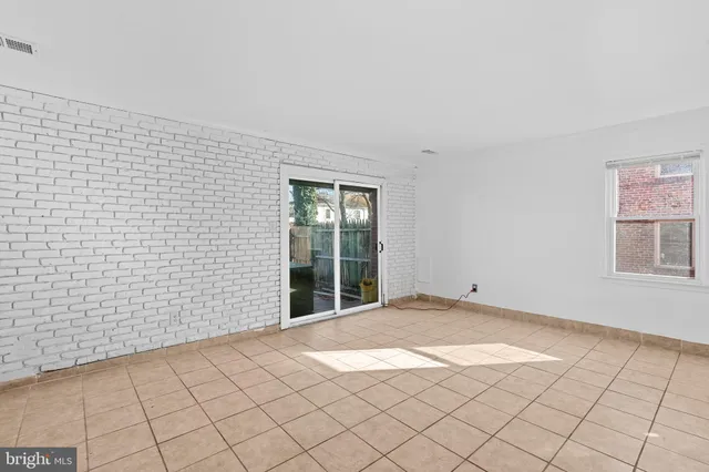 $349,900 | 9715 Pickett Lane, Manassas, VA 20110