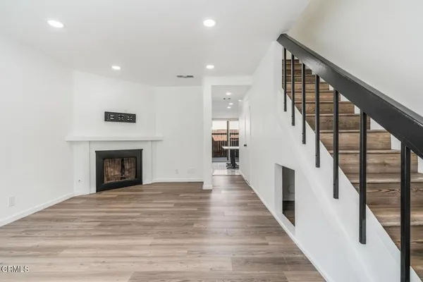 $670,000 | 4949 Nautilus Street, Unit B, Oxnard, CA 93035