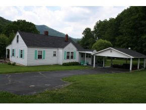 107 Morton Road Hampton, TN 37658 - Photo 3 of 9 Photo 3