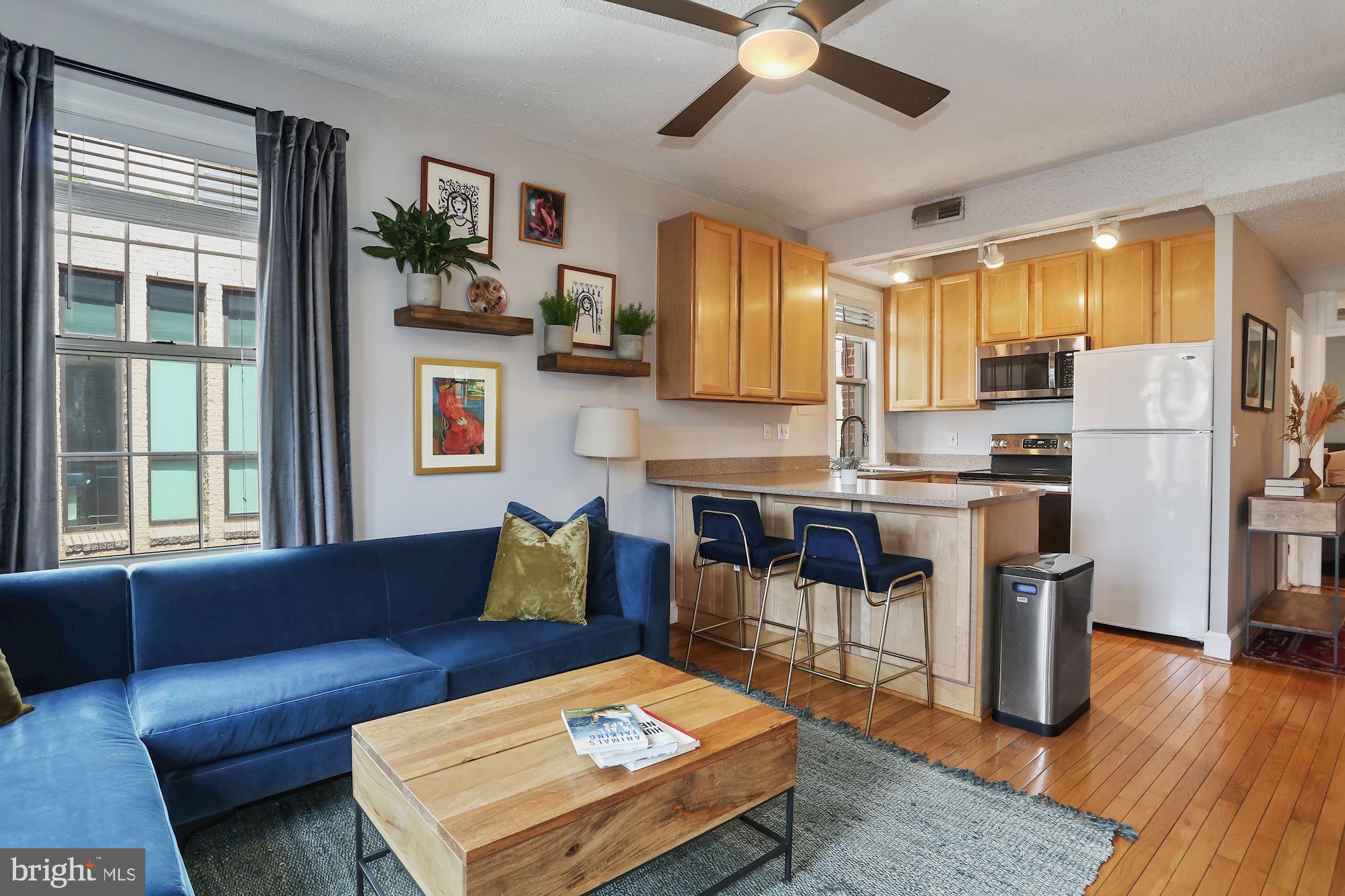 1401 Columbia Road Northwest, Unit 410 Washington, DC 20009 - Photo 13 of 37 Living