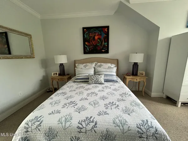 $299,900 | 922 Porter Avenue, Unit 206, Ocean Springs, MS 39564