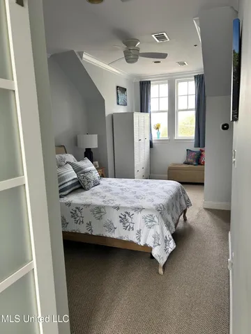 $299,900 | 922 Porter Avenue, Unit 206, Ocean Springs, MS 39564