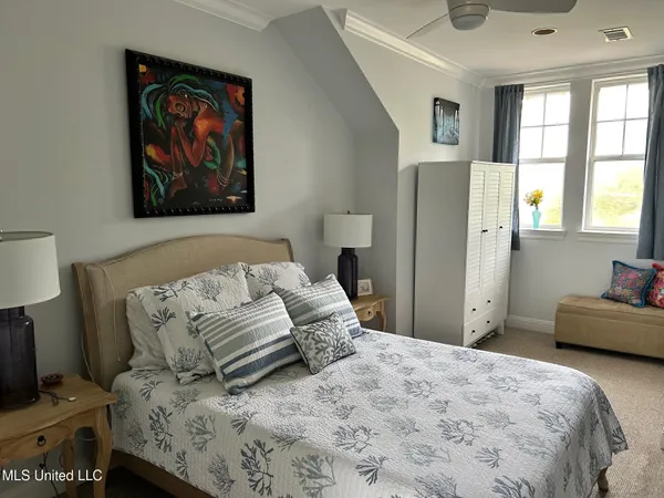 $299,900 | 922 Porter Avenue, Unit 206, Ocean Springs, MS 39564