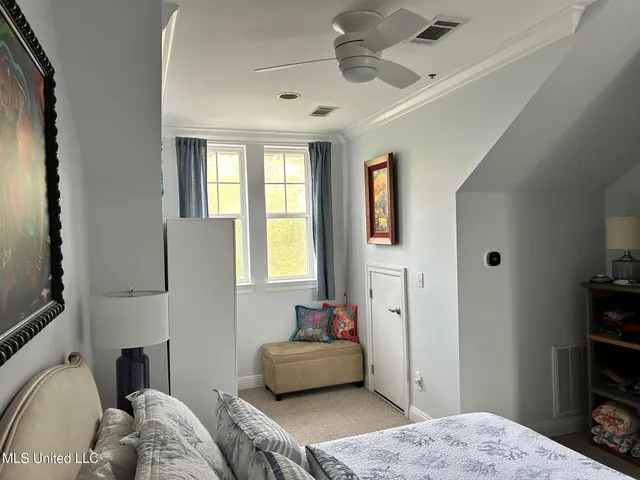 $299,900 | 922 Porter Avenue, Unit 206, Ocean Springs, MS 39564