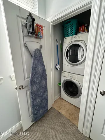 $299,900 | 922 Porter Avenue, Unit 206, Ocean Springs, MS 39564