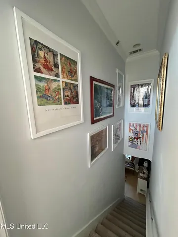 $299,900 | 922 Porter Avenue, Unit 206, Ocean Springs, MS 39564