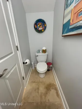 $299,900 | 922 Porter Avenue, Unit 206, Ocean Springs, MS 39564