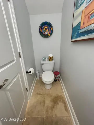 $299,900 | 922 Porter Avenue, Unit 206, Ocean Springs, MS 39564