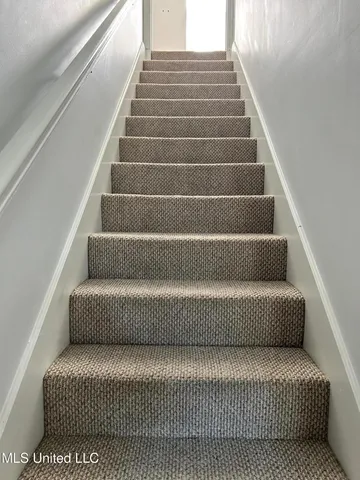 $299,900 | 922 Porter Avenue, Unit 206, Ocean Springs, MS 39564