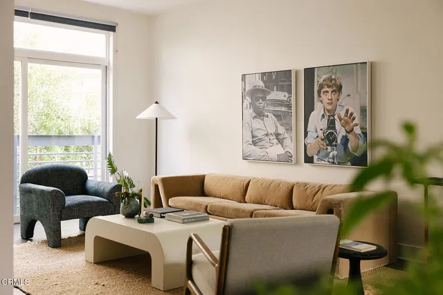 $965,000 | 2753 Waverly Drive, Unit 302, Los Angeles, CA 90039