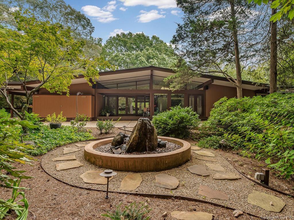 7542 Valleybrook Road Charlotte, NC 28270 - Photo 1 of 48 Gallery Image 1