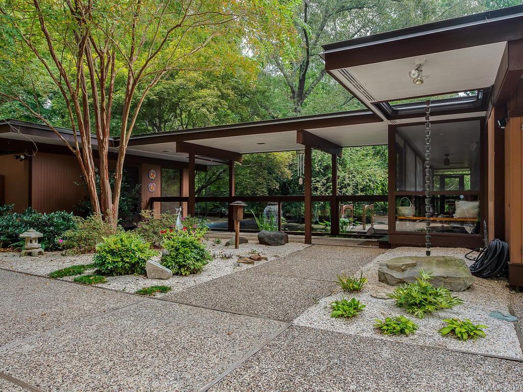 7542 Valleybrook Road Charlotte, NC 28270 - Photo 2 of 48 Gallery Image 2