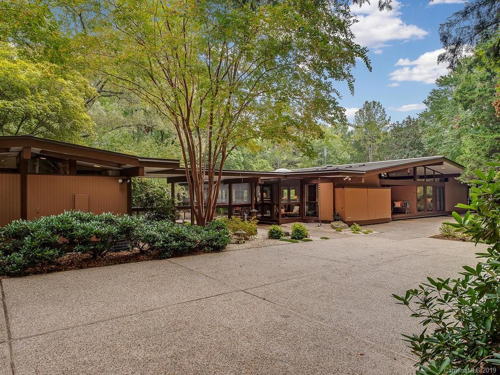 7542 Valleybrook Road Charlotte, NC 28270 - Photo 3 of 48 Gallery Image 3