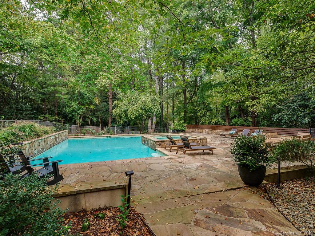 7542 Valleybrook Road Charlotte, NC 28270 - Photo 38 of 48 Gallery Image 38